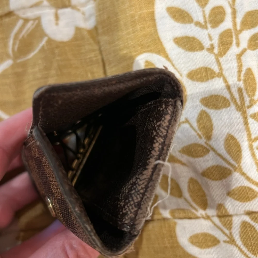 Pre loved Louis Vuitton Key Fob Holder